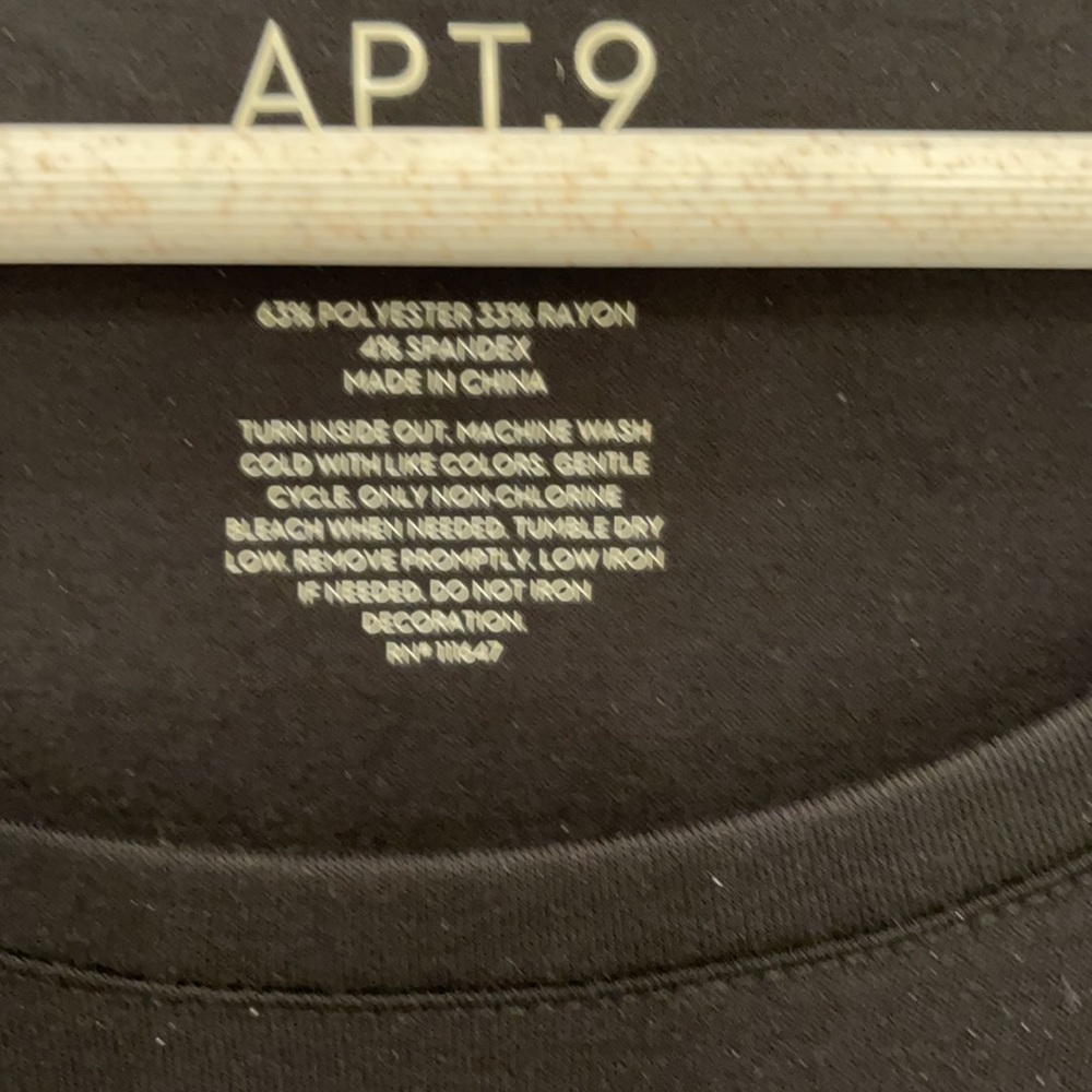 Apt 9 Winter Season Fun Tee Shirt - Picture 2 of 4